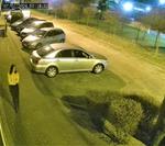 Poszukiwana sprawczyni uszkodzenia samochodu