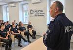 Policjanci zaprosili do komendy uczniów klasy o profilu policyjnym
