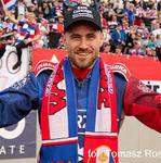 WSPIERAMY DANIELA KACZMARKA! Licytacja koszulki żużlowej Reprezentacji Polski z autografami zawodników - FOGO Unia Leszno - oficjalny serwis